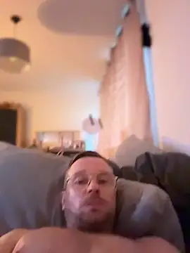 AleJaja92 – Naživo XXX chat