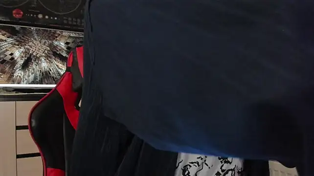 enkerのライブXXXチャット