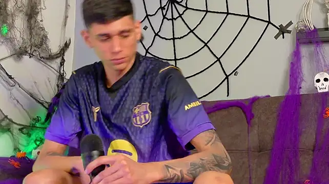 BryanGrey__'s Live XXX Chat