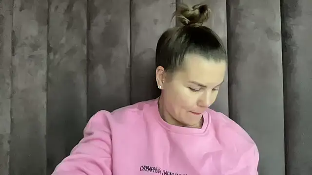 Онлайн чат XXX Falenixa