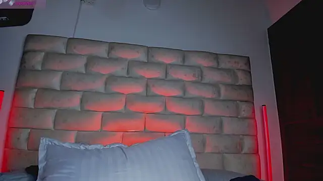 Chat +18 de HollyGrey_ ao vivo