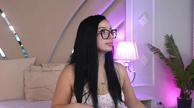 Julisse_Joy's Live XXX Chat