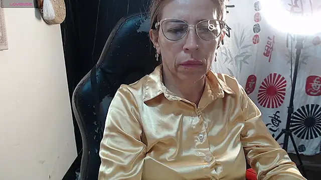 Онлайн чат XXX Chayla_Ruiz
