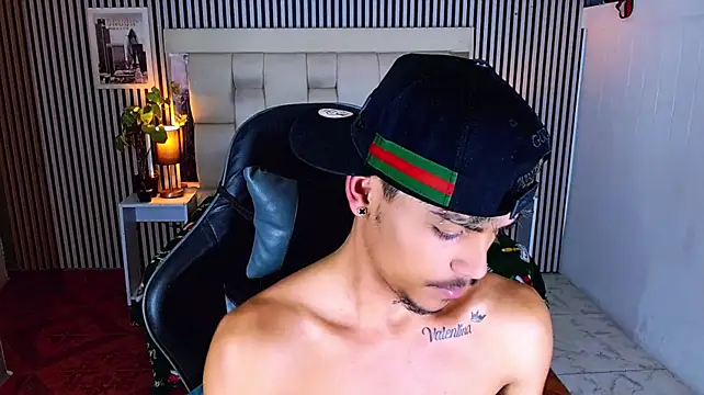 Angel_foxc13 라이브 XXX 채팅