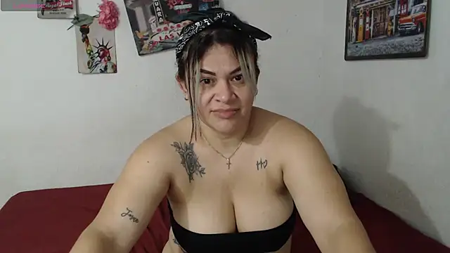 pamela_echeverria Live XXX-Chat