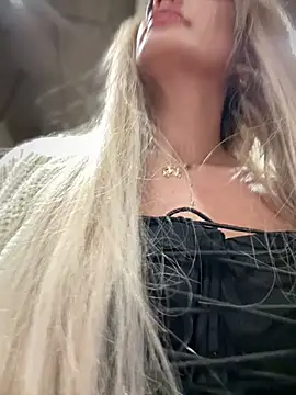 Chat XXX ao vivo de adya-aly