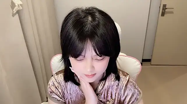 max688's Live XXX Chat