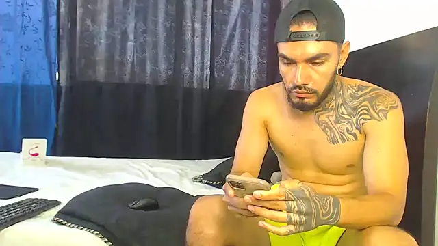 Czat XXX na żywo – Hot_Sharks_