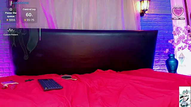 Онлайн чат XXX twoblacksexy