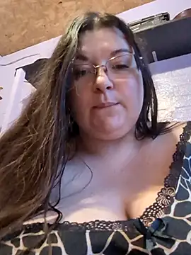 BrookeStreams 现场XXX聊天