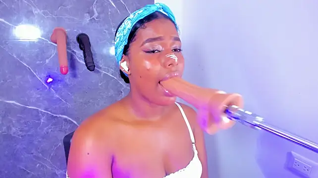 XXX chat uživo modela mafe_garcia