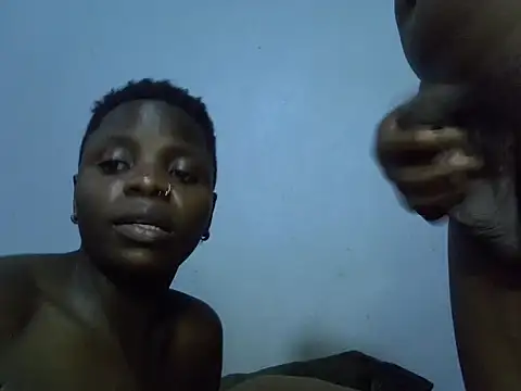 AfroBritney: απευθείας συνομιλία ΧΧΧ
