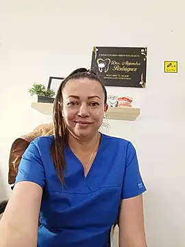 _Dentist-Madisson_04's Live XXX Chat
