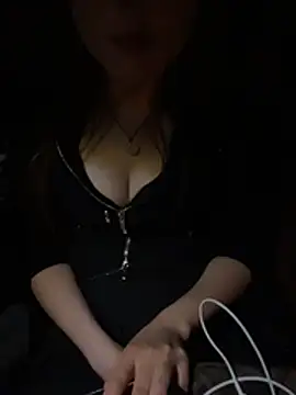Živý XXX chat Mia999
