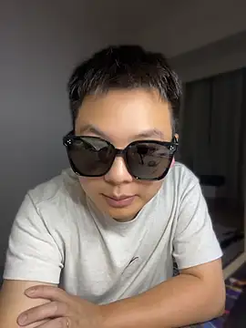 LouisVuitton168 在線直播表演