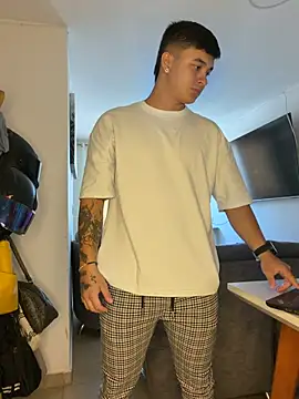 Christopher_strongg 라이브 XXX 채팅