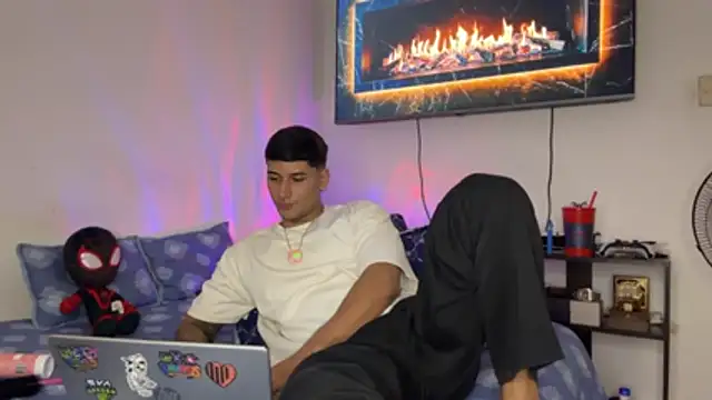 SexxxySquirterStev777 Pertunjukan Webcam