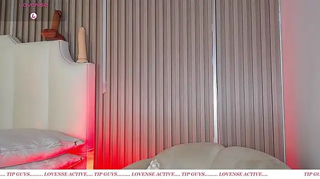 Canili_Hot Live XXX Chat