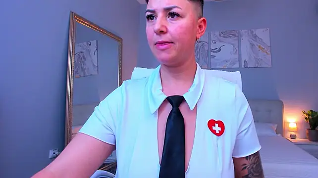 Chatroom XXX en direct de Amy--Office