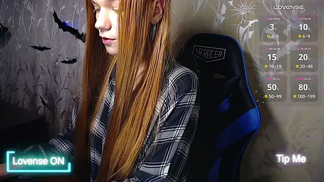 Charm-Doll Chat XXX in diretta