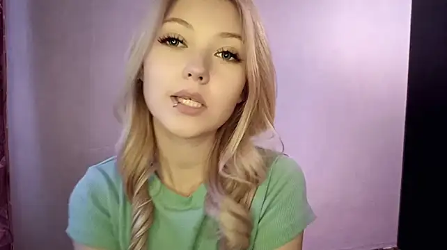 Chat XXX en directo de ChantellStremmel
