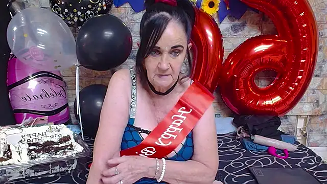 Czat XXX na żywo – LuciousGrace