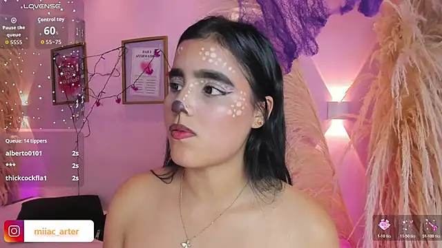 MiaaCarter_ Adlı Modelin Canlı XXX Sohbeti