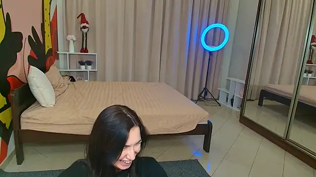 Mila_Vael 现场XXX聊天