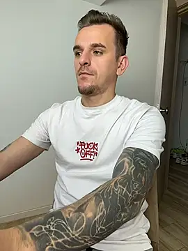 Chat XXX en directo de Huge_cock22cm