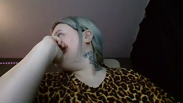 Chat XXX ao vivo de Light_Luna