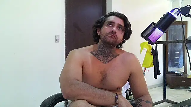 Chat XXX en directo de aronmiller404
