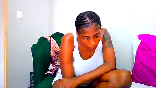 צ'אט XXX בשידור חי של TALLnBEAUTY