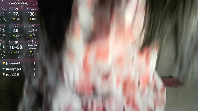 צ'אט XXX בשידור חי של FOXY_CASH