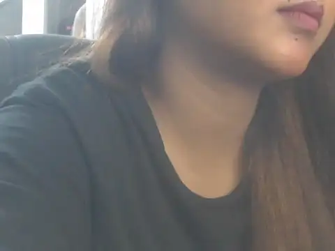 NancyRuvi Chat XXX in diretta