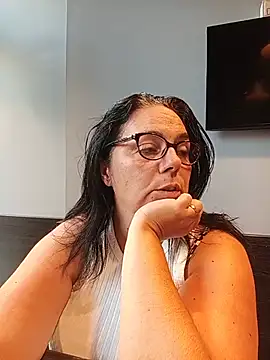 pulpeuse64's Live XXX Chat