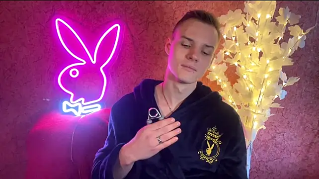 Živý XXX chat BigBabyMax