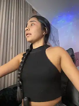 maliha_ec Chat XXX in diretta