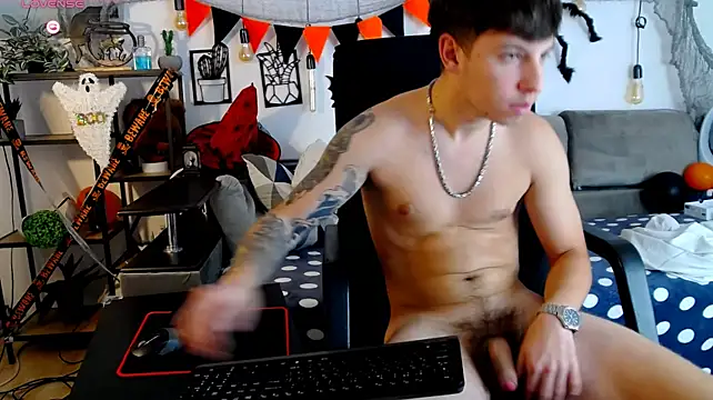 XXX chat uživo modela ThomasEdisonn