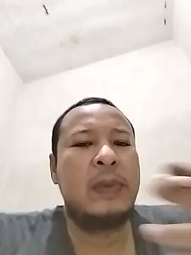 XXX chat uživo modela Riu696