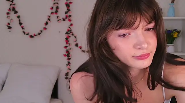 OwlEva Live XXX-chat