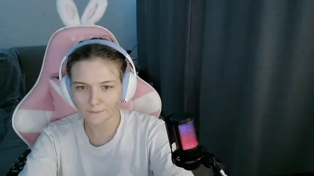 HelenMo0n Live XXX-chat