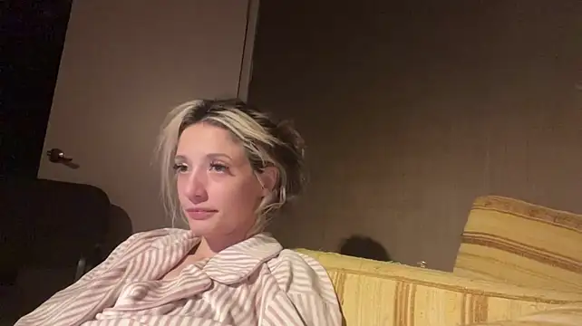 PriscillaOstlie Live XXX-chat