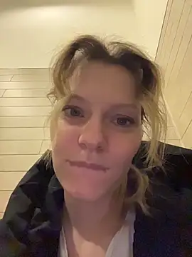 Chat XXX ao vivo de MaryHiggins