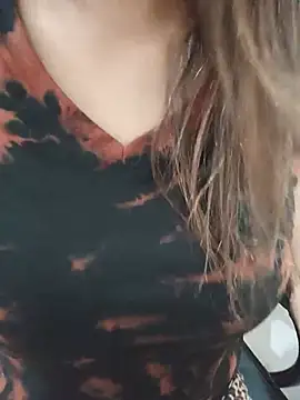 Chat XXX en directo de Tanha18