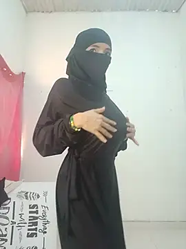 دردشة aisha-faraah الجنسية المباشرة