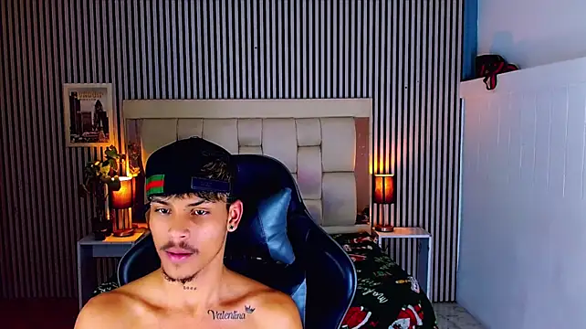Angel_foxc13 现场XXX聊天