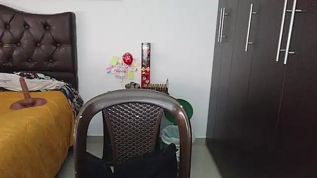 Chat +18 de Grace_mature_milf ao vivo