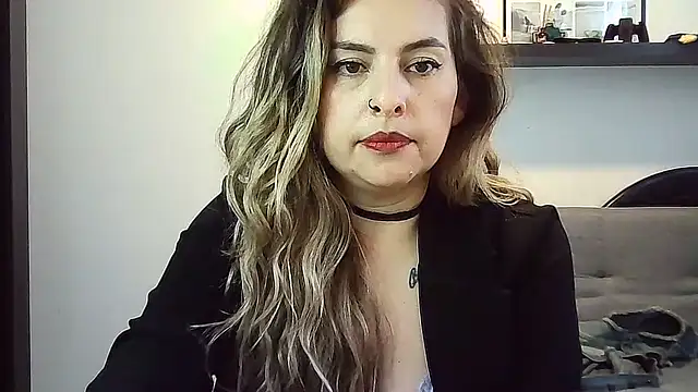 Valery__Rouse_ Adlı Modelin Canlı XXX Sohbeti