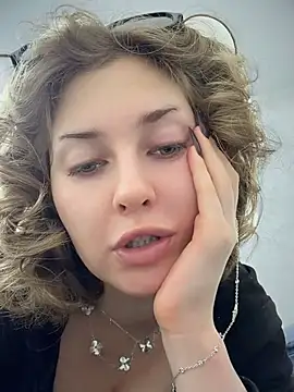 Chat XXX en directo de KellyKeler