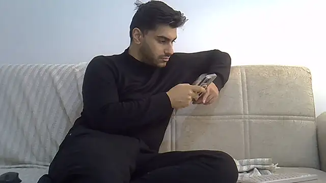 ciceroable Adlı Modelin Canlı XXX Sohbeti